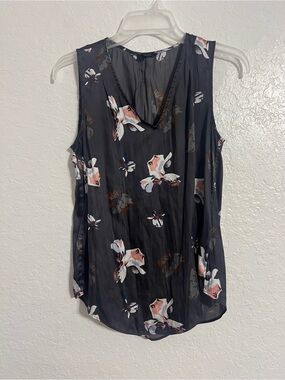 Banana Republic Gray Floral V- Neck Sleeveless Tank Blouse XS #379
